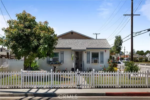 Paramount, CA 90723,16403 Parkshire CT