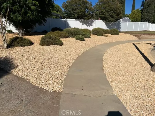 Corona, CA 92879,421 Royal CIR