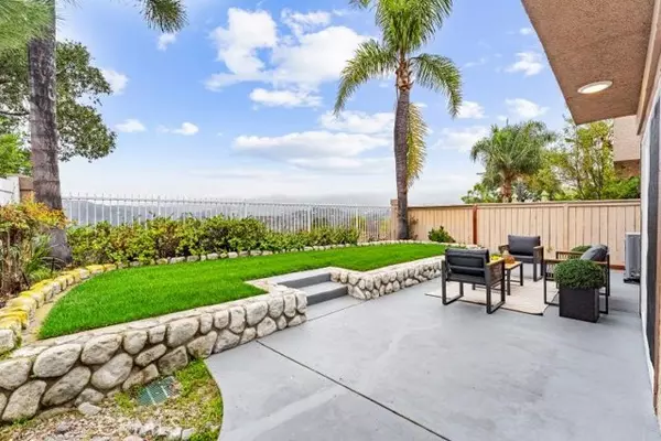 Rancho Santa Margarita, CA 92688,19 Vista Barranca