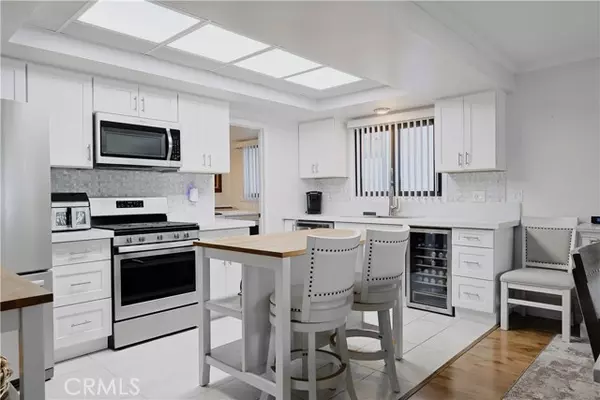 212 E IMPERIAL AVE A, El Segundo, CA 90245