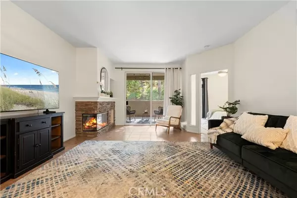 Valencia, CA 91355,23930 Arroyo PARK