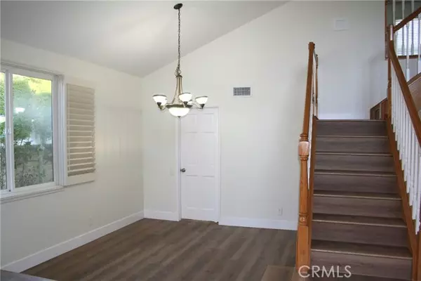 Mission Viejo, CA 92691,27582 Cenajo