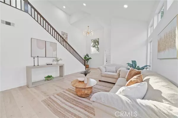 Mission Viejo, CA 92692,21452 Bastia