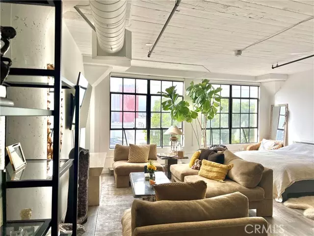 200 N San Fernando RD 219, Los Angeles, CA 90031