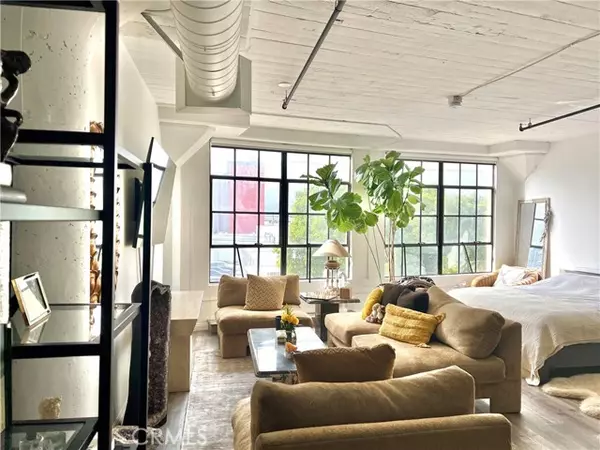 200 N San Fernando RD 219, Los Angeles, CA 90031