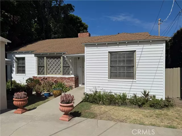 15207 15203 Greenleaf, Sherman Oaks, CA 91403