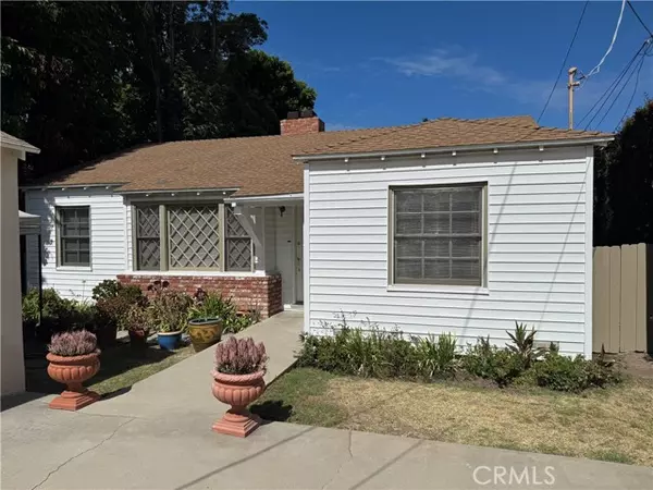 15207 15203 Greenleaf, Sherman Oaks, CA 91403