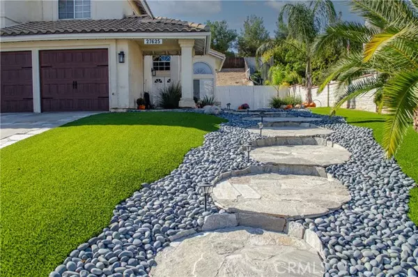 Castaic, CA 91384,27625 Moonlight PL