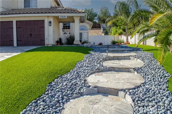 Castaic, CA 91384,27625 Moonlight PL