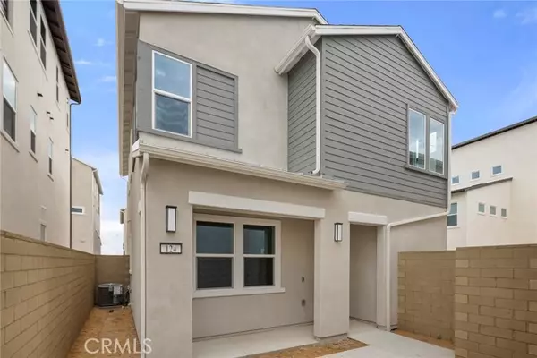 124 Tiffin, Irvine, CA 92618