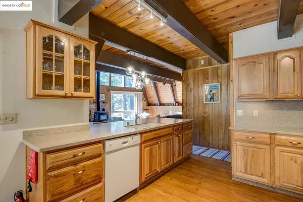 Arnold, CA 95223,1427 Meadow DR