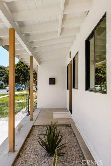 Long Beach, CA 90815,2680 Chatwin