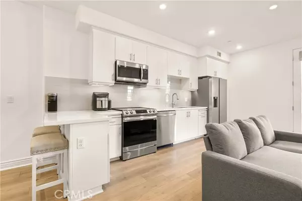 San Luis Obispo, CA 93405,915 Madonna RD 102