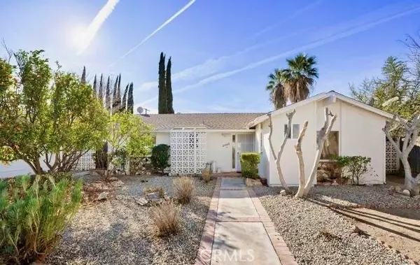 23522 Victory BLD, Woodland Hills, CA 91367