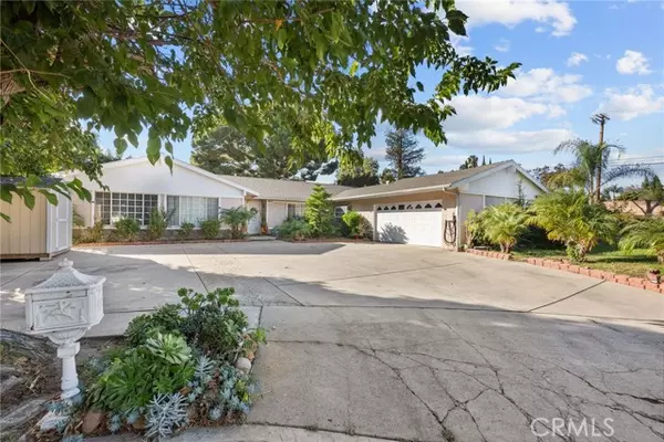 9453 Shoshone Ave, Northridge, CA 91325