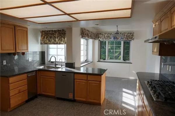 San Marino, CA 91108,1200 Oakwood