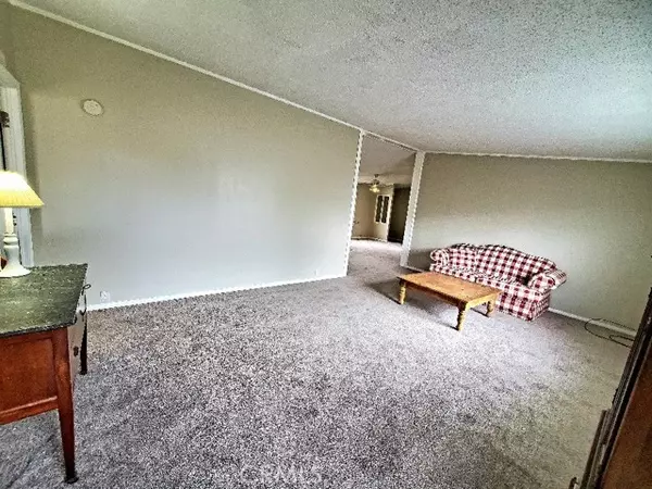 Apple Valley, CA 92308,21621 Sandia RD 71