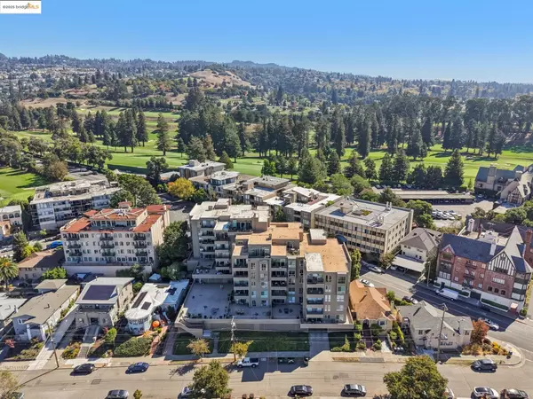 Oakland, CA 94618,5340 Broadway Ter 403