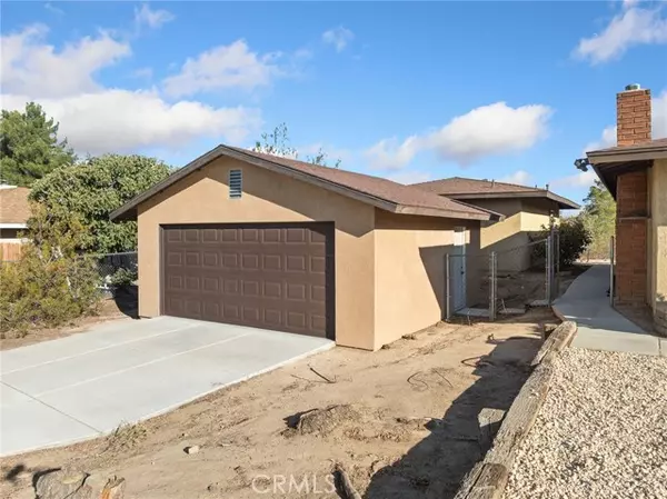 Apple Valley, CA 92307,18518 Cocqui RD