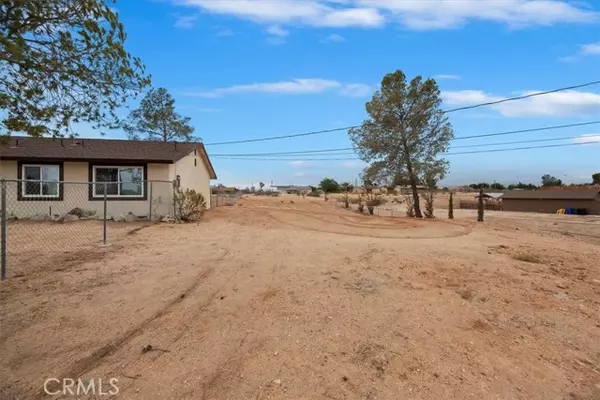 Victorville, CA 92394,15637 Topango RD