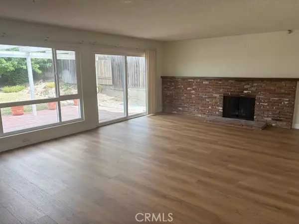 Lake Forest, CA 92630,24091 Birdrock DR