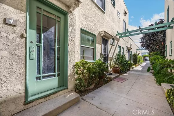 Long Beach, CA 90802,1738 E 4th 4