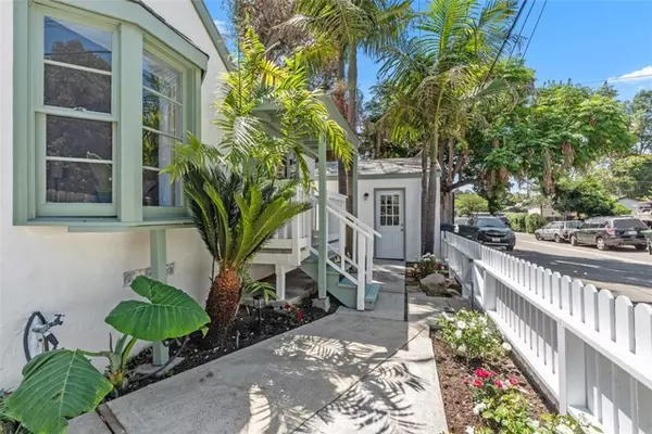 Laguna Beach, CA 92651,1595 Arroyo DR