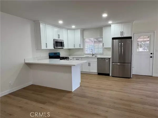 Pico Rivera, CA 90660,5618 Manzanar