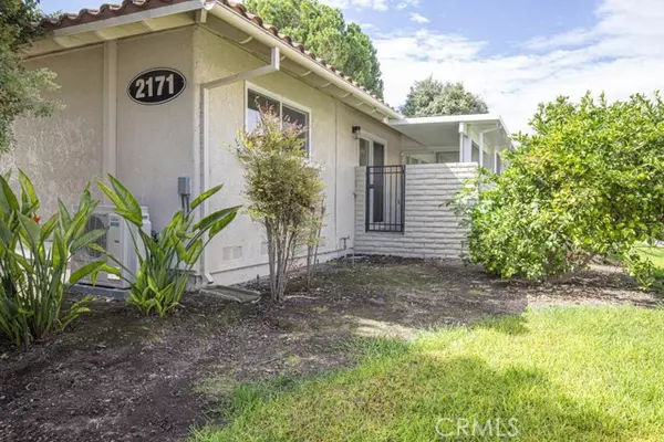 2171 Via Mariposa Q, Laguna Woods, CA 92637