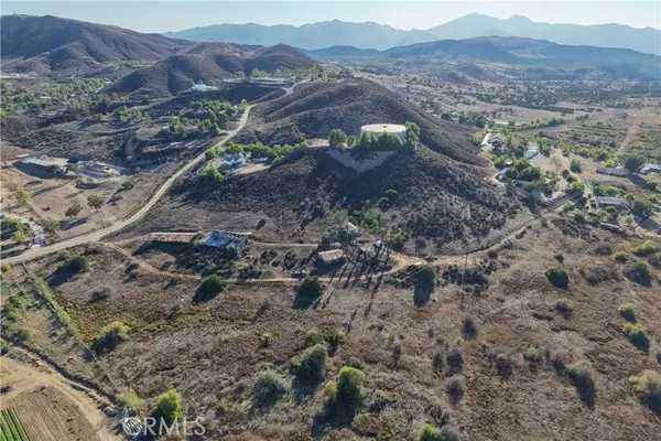 Perris, CA 92570,17751 Lake Matthew Dr.