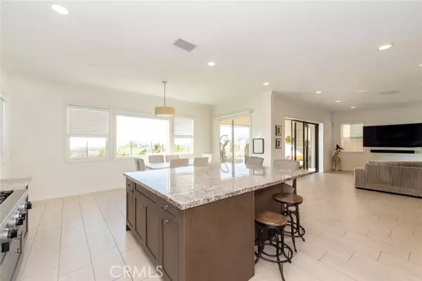Lake Forest, CA 92630,23 Manzanillo