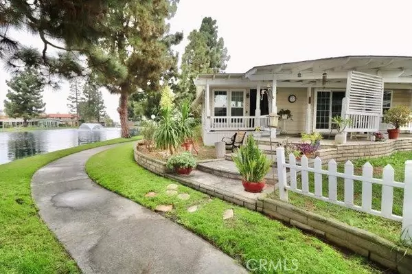 La Mirada, CA 90638,14036 Lake View DR 143