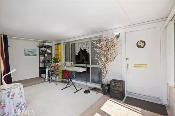 Laguna Woods, CA 92637,2348 Via Mariposa West B