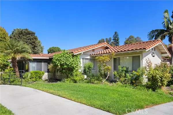 Laguna Woods, CA 92637,2348 Via Mariposa West B
