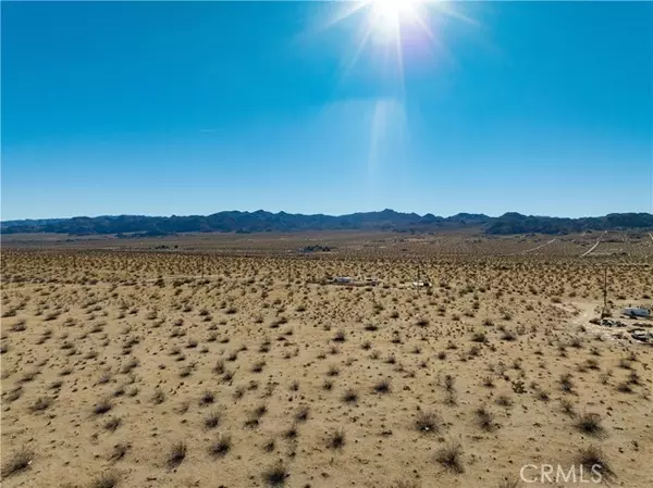 Joshua Tree, CA 92252,420140 Desert Trail DR