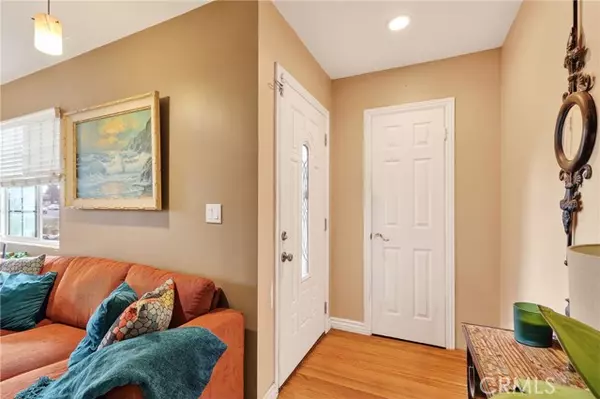 Corona, CA 92882,951 W Kendall