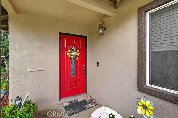 Corona, CA 92882,951 W Kendall