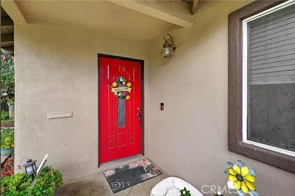 Corona, CA 92882,951 W Kendall