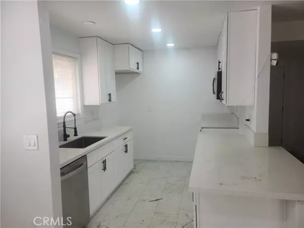 45449 3rd, Lancaster, CA 93535