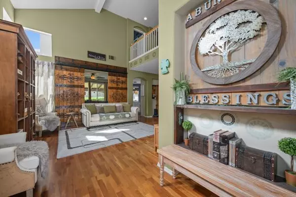 Carlsbad, CA 92009,6691 Corte Eduardo