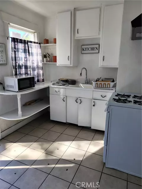 San Bernardino, CA 92504,120 W Marshall BLD