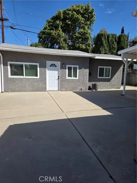 6956 Wystone B, Reseda, CA 91335