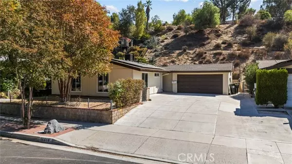 Canyon Country, CA 91351,18816 Darter