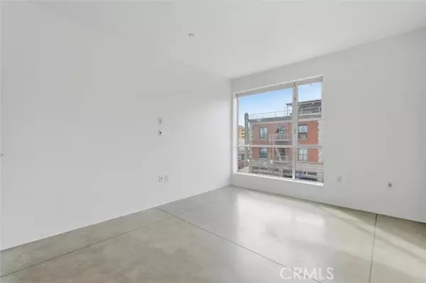 San Pedro, CA 90731,285 W 6th 317