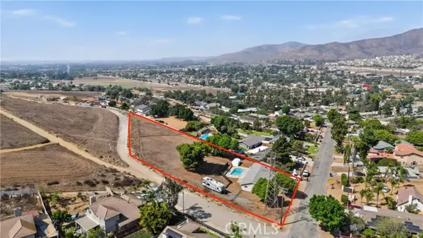 4615 Fairbanks, Jurupa Valley, CA 92509