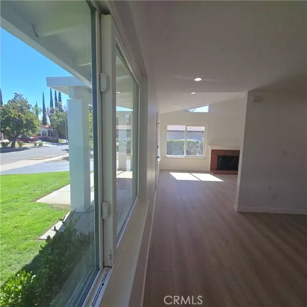 Chatsworth, CA 91311,9551 Gierson