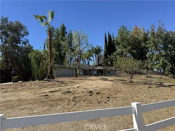 15521 Saddleback Rd, Woodcrest, CA 92506