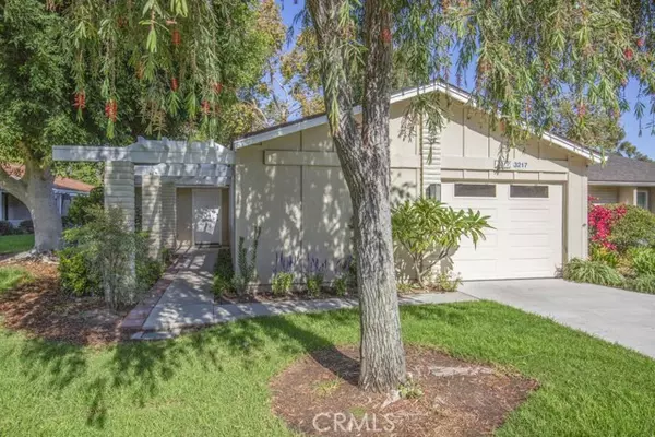 Laguna Woods, CA 92637,3217 Via Carrizo A