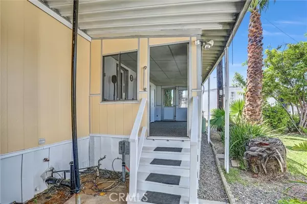 El Cajon, CA 92019,410 S 1st ST 30