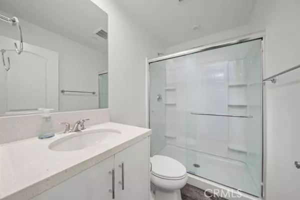 Anaheim, CA 92805,1422 S Urbana